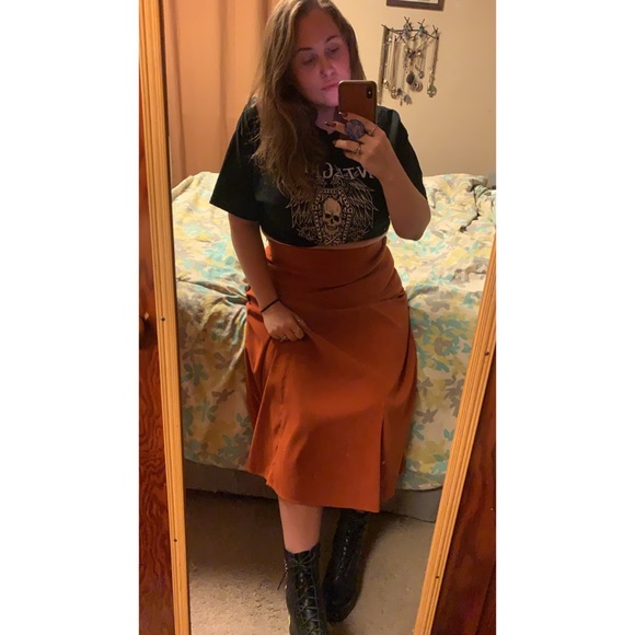 Meet Your Posher! Jesse 🖤 - Picture 7 of 11